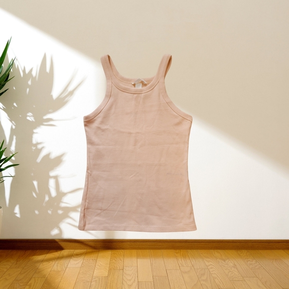 H&M Tops - H& M Talk Top - Peach/coral/orange 🍊